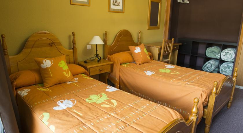 La Casona Del Pinar Albergue San Rafael Oda fotoğraf